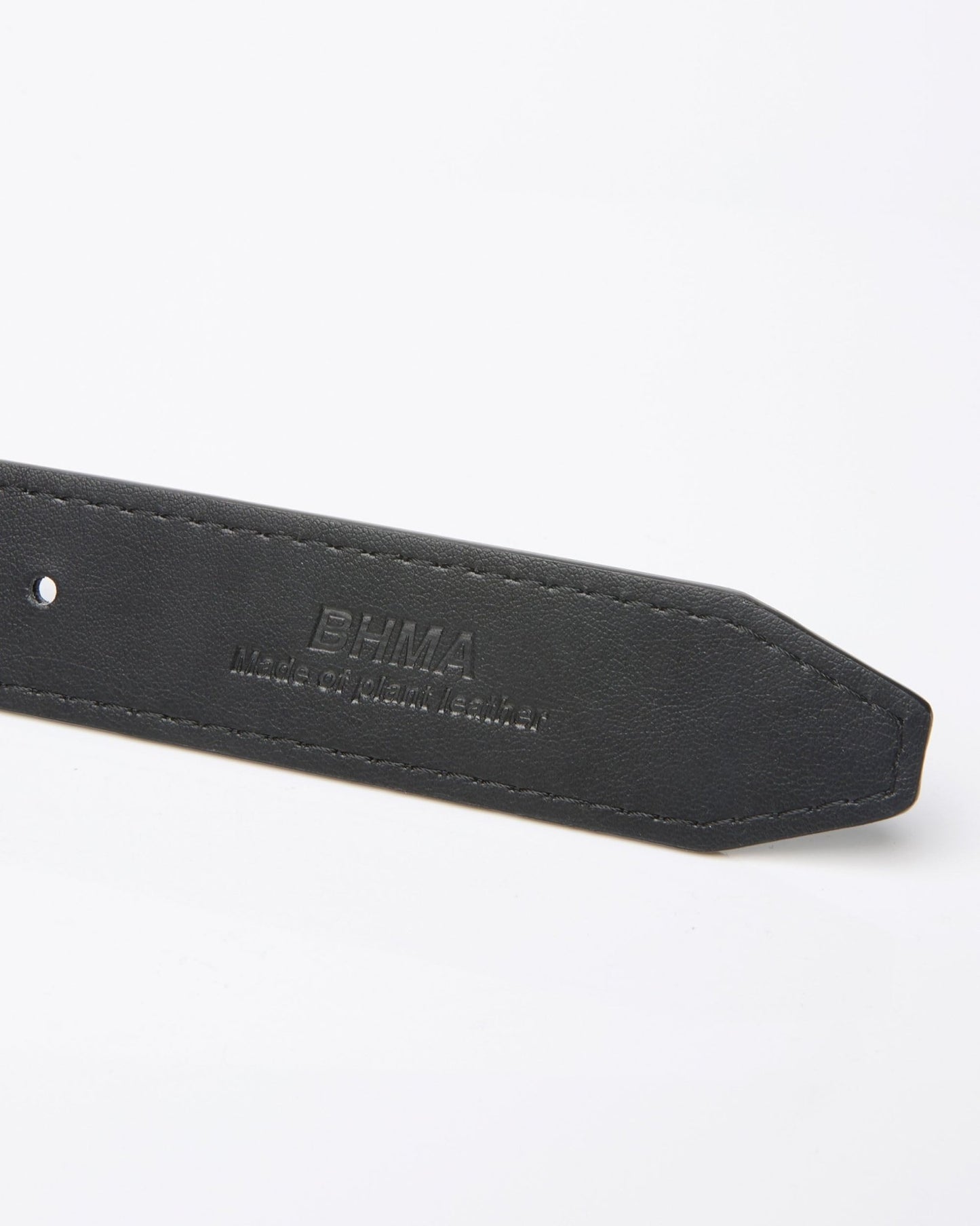 Stark Belt vegan belt made of corn - based plant leather - Vegan America