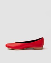 Pumps Red vegan ballerinas made of vegan grape leather Vegea - Vegan America
