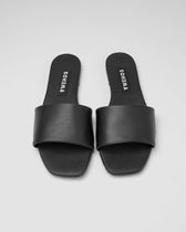 Mellow Slides Black vegan slides made of corn leather - Vegan America