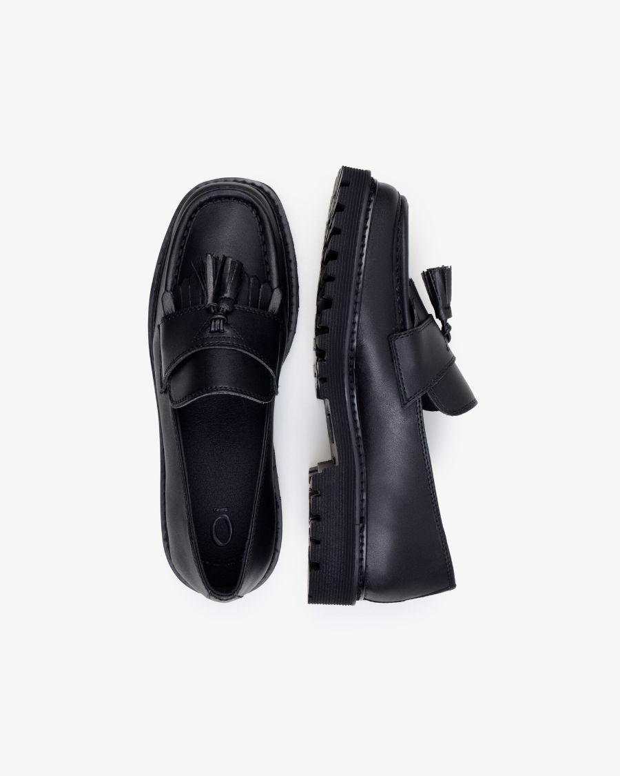 Mater Loafer in Black from Nōskin