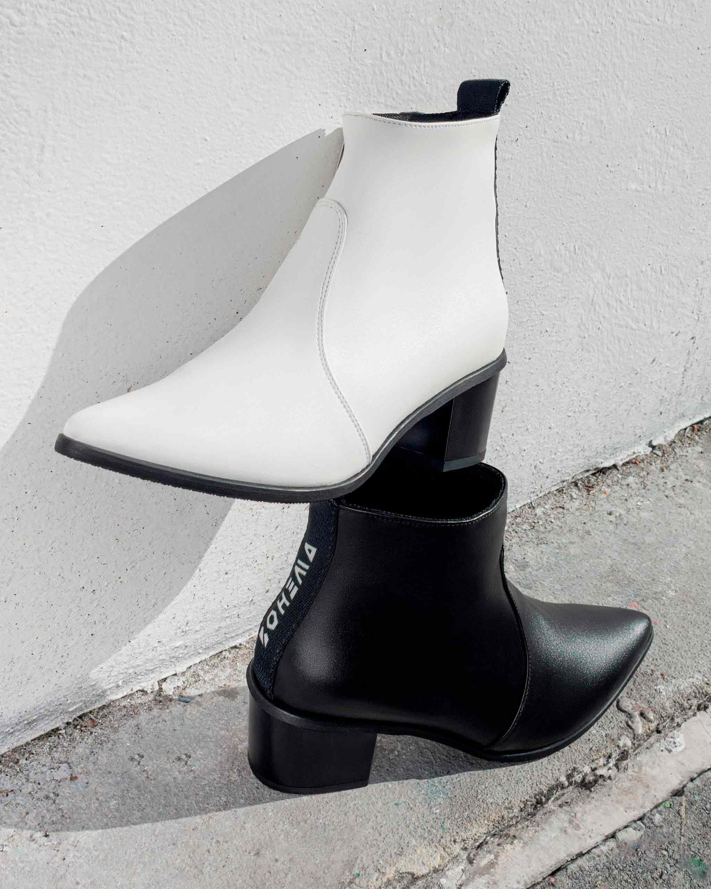 Swan No.1 White Nopal cactus leather boots - outlet - Vegan America
