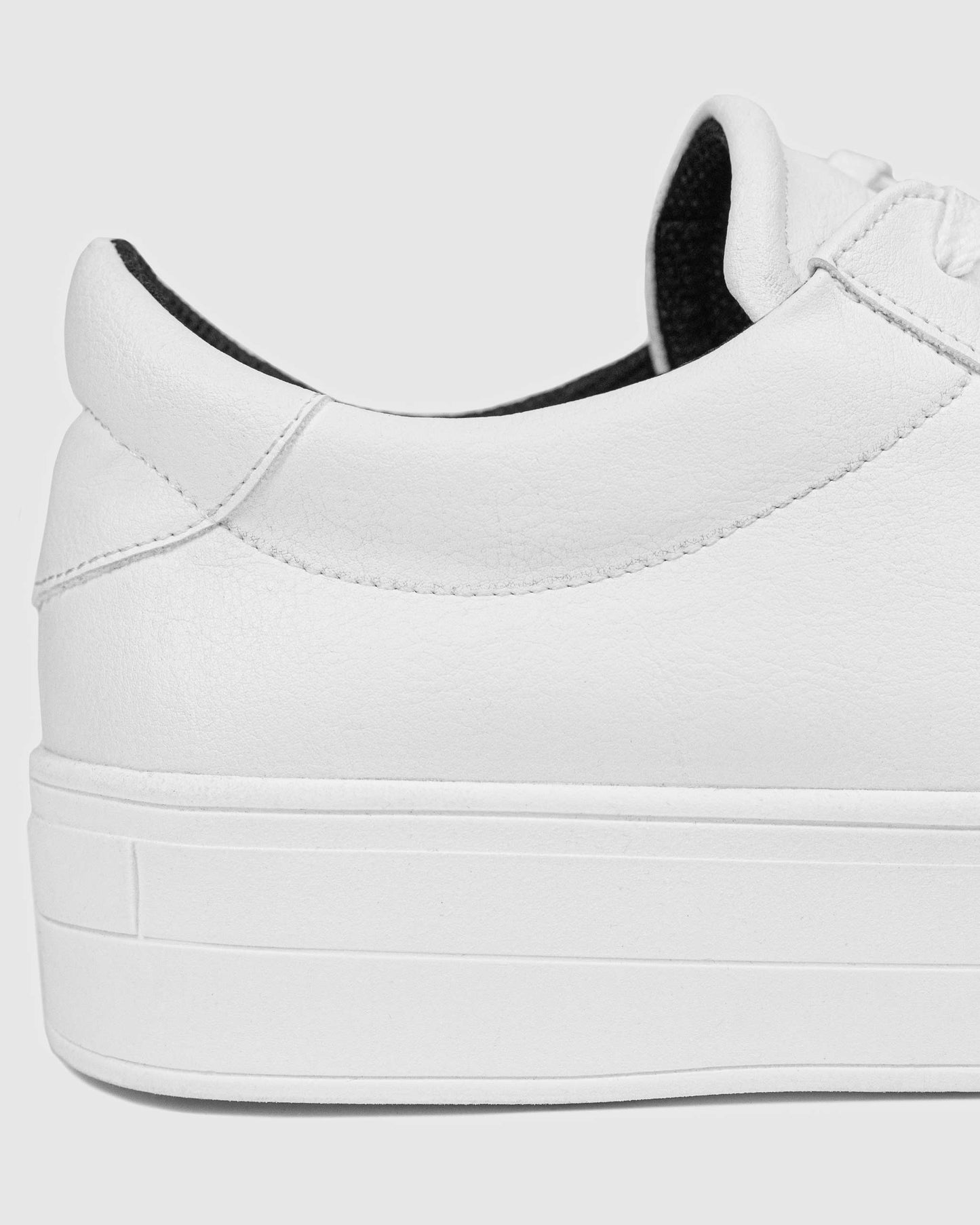 Bohema Sneakers Aware White sneakers made of Vegea grape leather - Vegan America