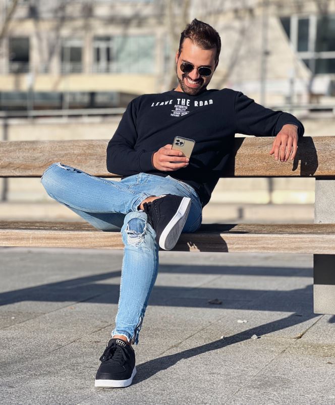 Seeker for Men Black and White - Vegan America