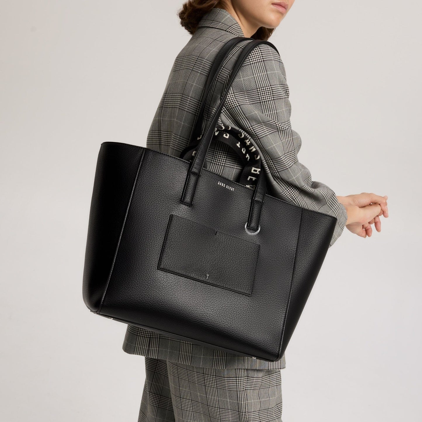Archive Tote - Noir + Silver