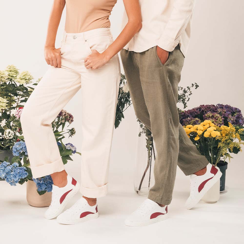 Vegan Sneakers in Piñatex® & AppleSkin® Berlin Red - Vegan America