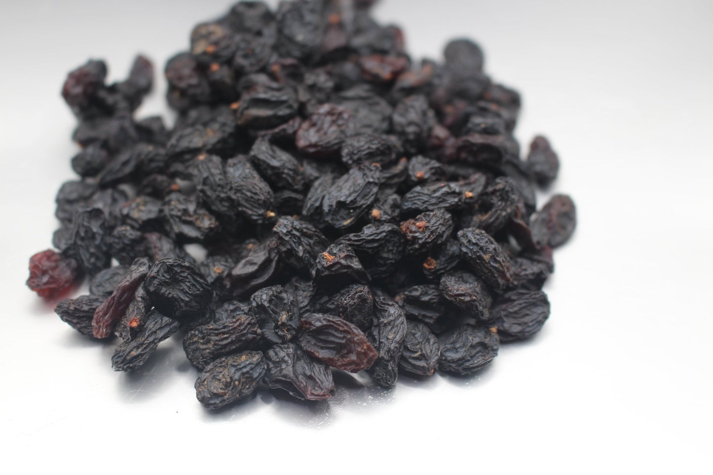 Herati Black Raisins Seedless (1 LB) - Vegan America