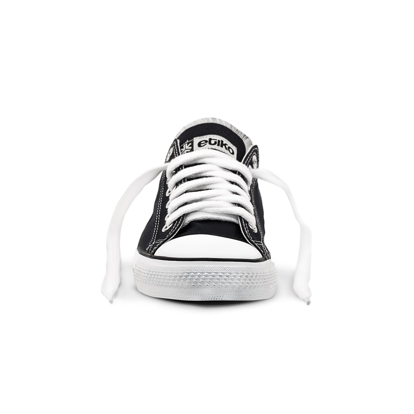 Low Cut Sneakers, Black & White