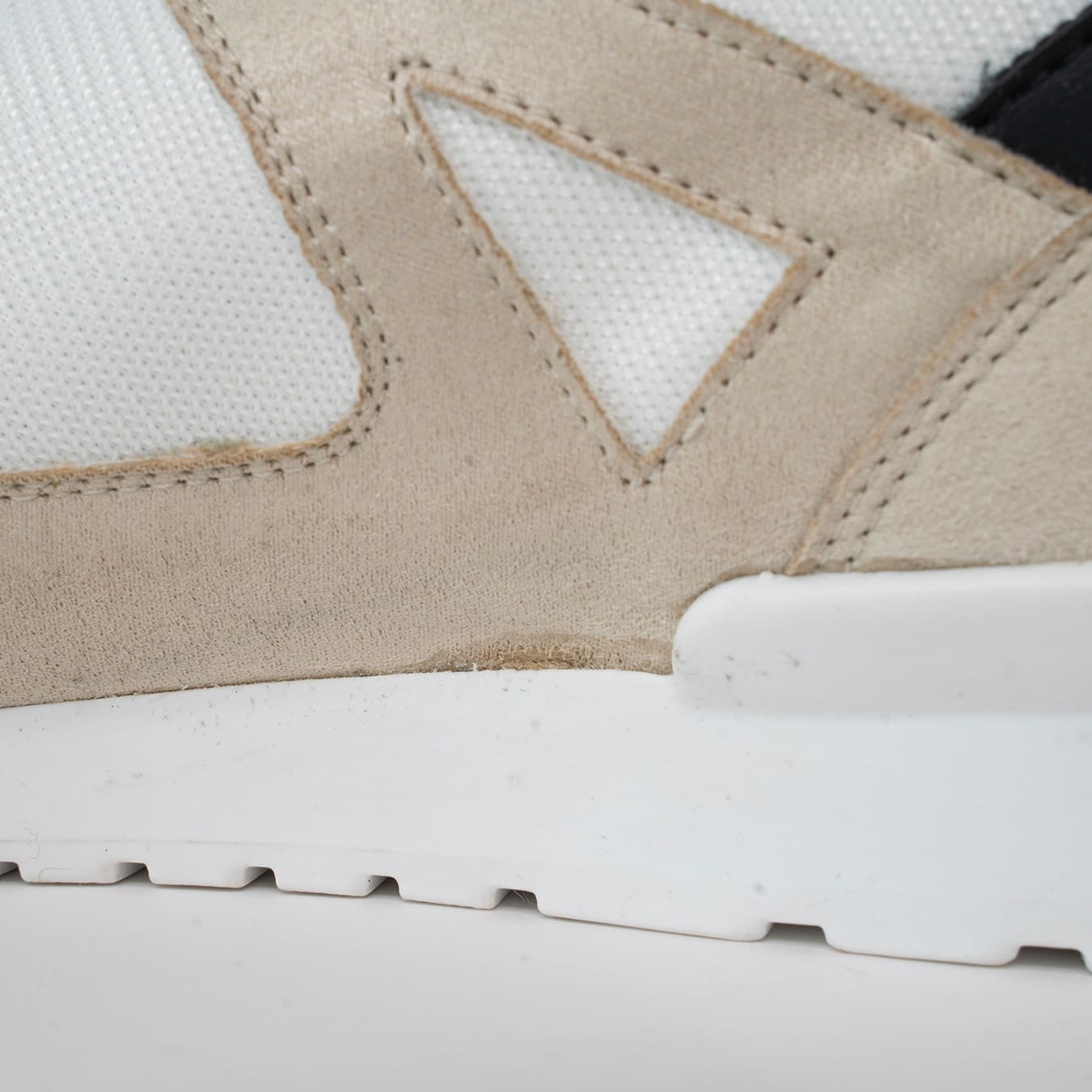Imperfect - Raven - Beige / Green_H 43 - Vegan America