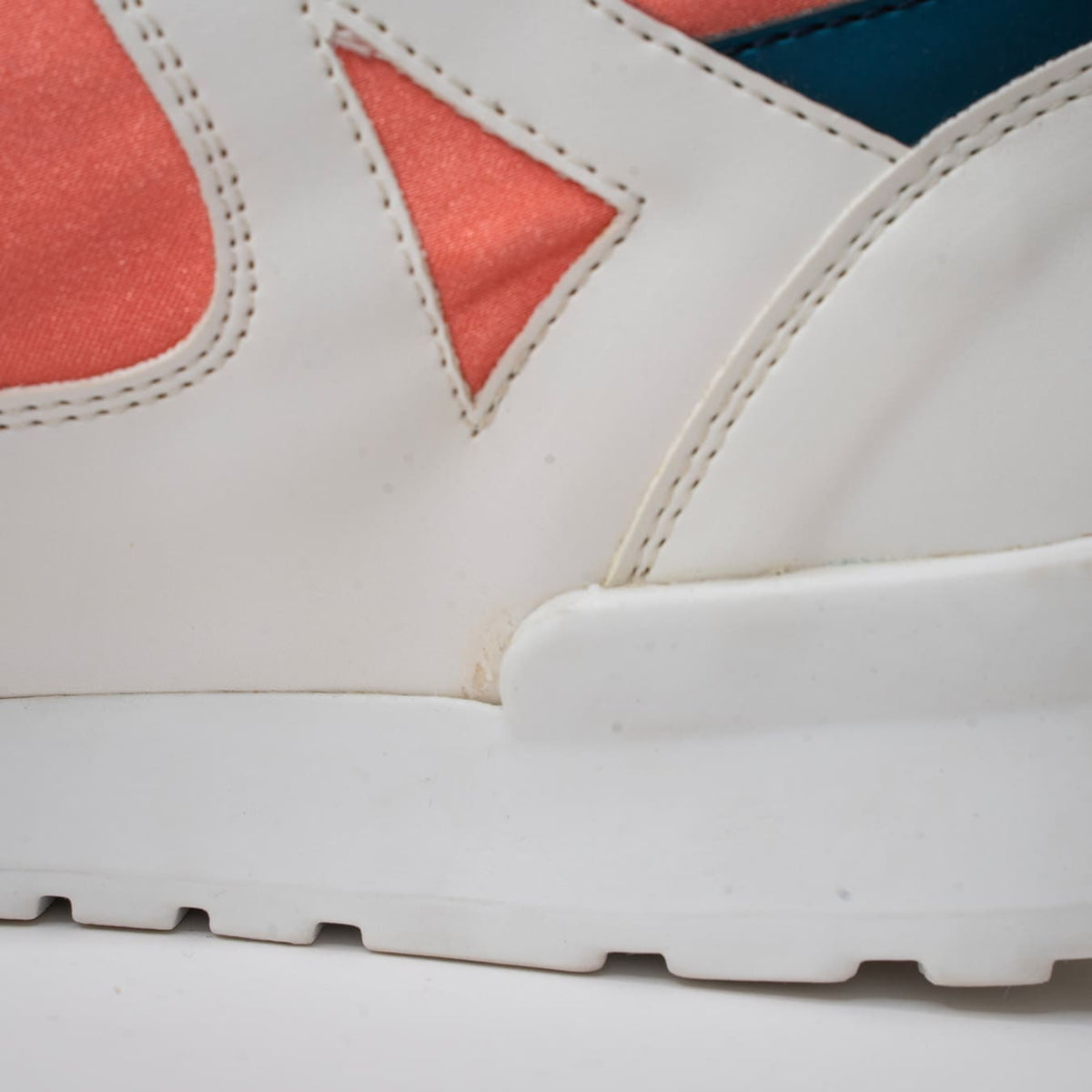Imperfects - Raven - Coral / Blue_H 43 - Vegan America