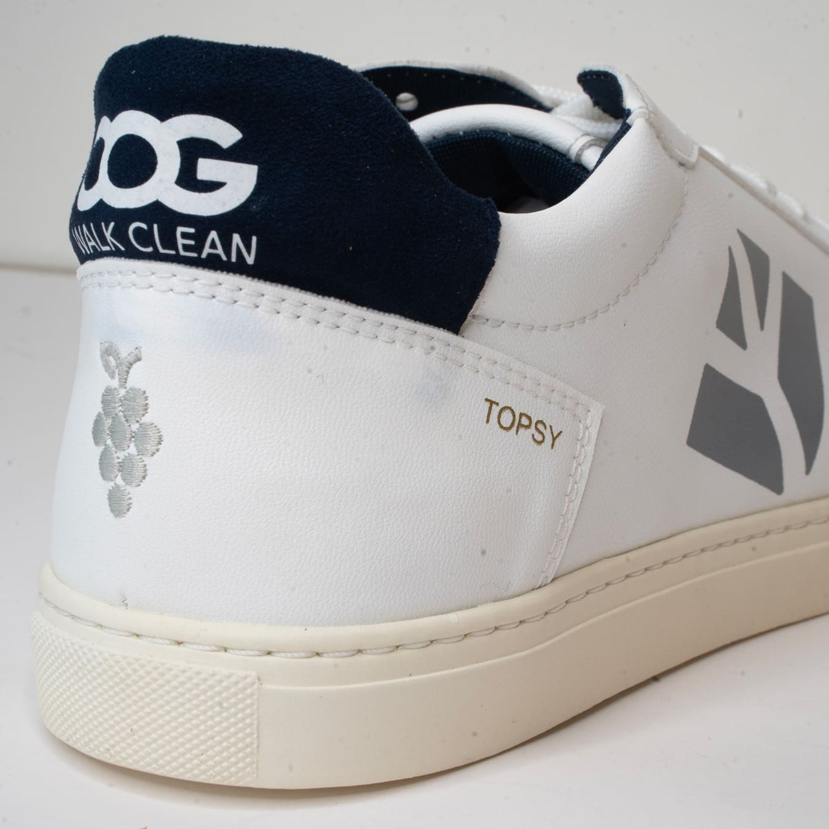 Imperfect - Topsy - White / Blue 40 - Vegan America