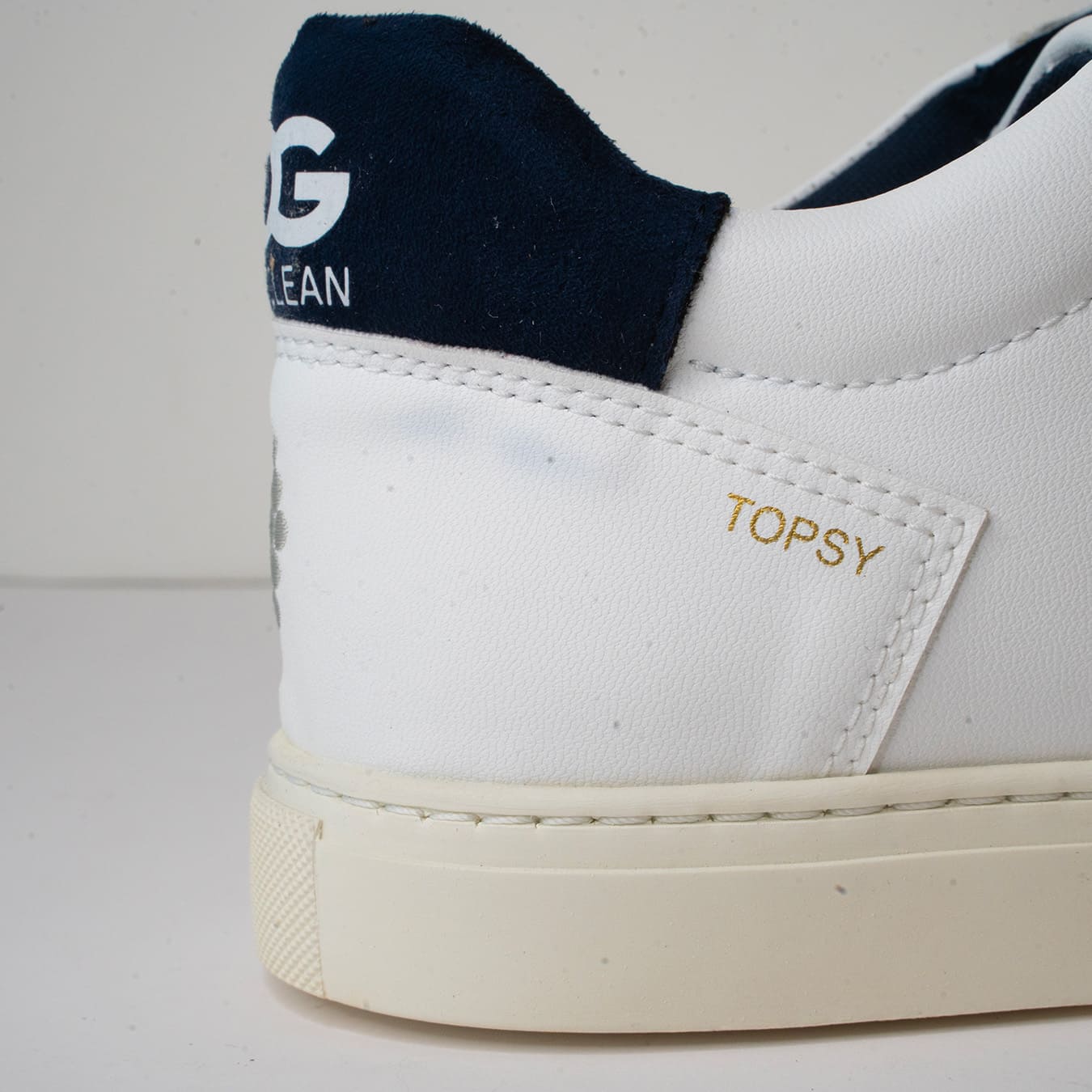 Imperfect - Topsy - White / Blue 42 - Vegan America
