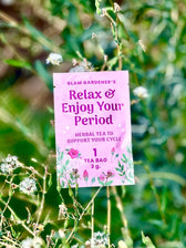 Relax & Enjoy Your Period • Single tea bag • Herbal tea with Mugwort, Wild Lettuce, Red Clover & Hibiscus - Vegan America