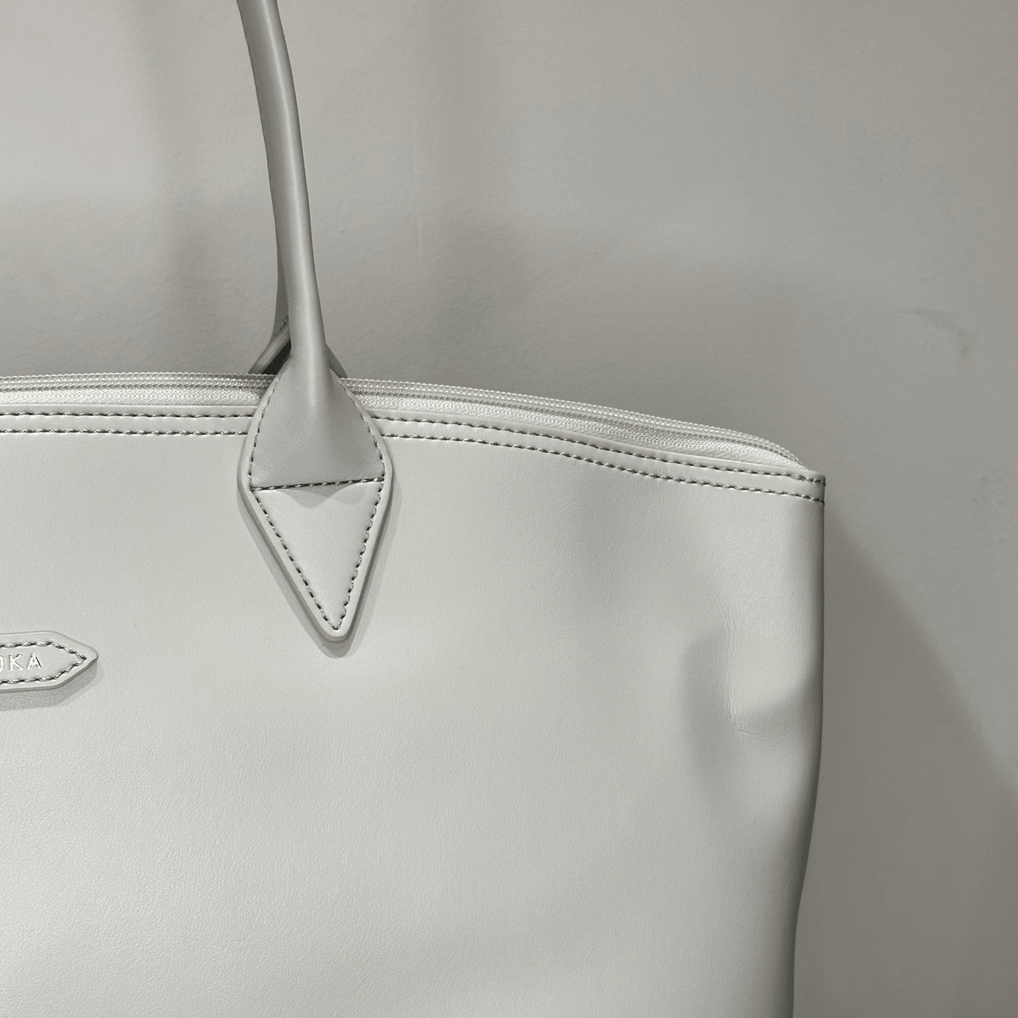 Belles Affaires – Jolly Full Uppeal™ Pearl Grey Tote Bag - Vegan America