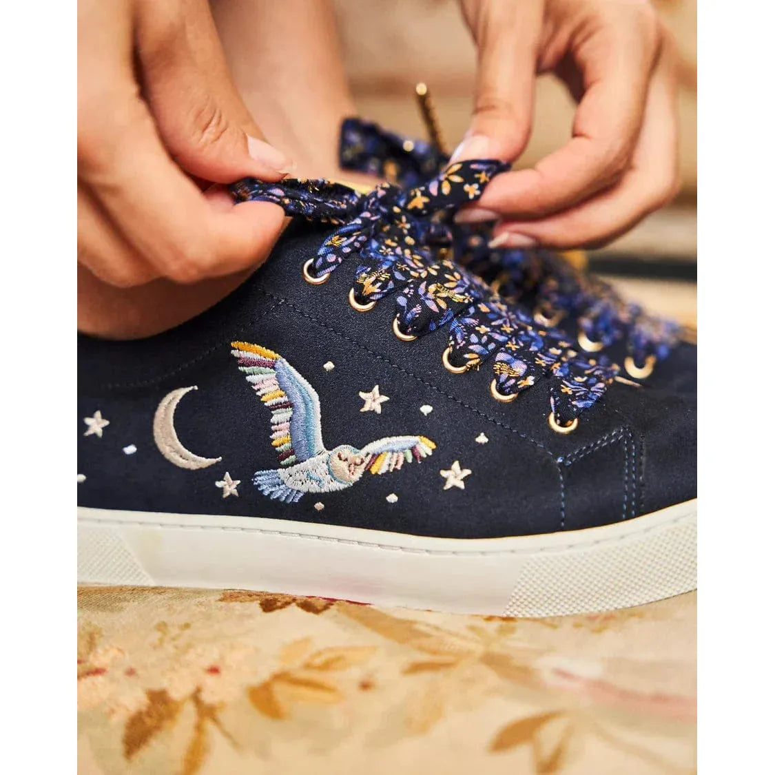 Virevolte Recycled Grain Suede Vegan Embroidered Sneakers | Edwige Blue