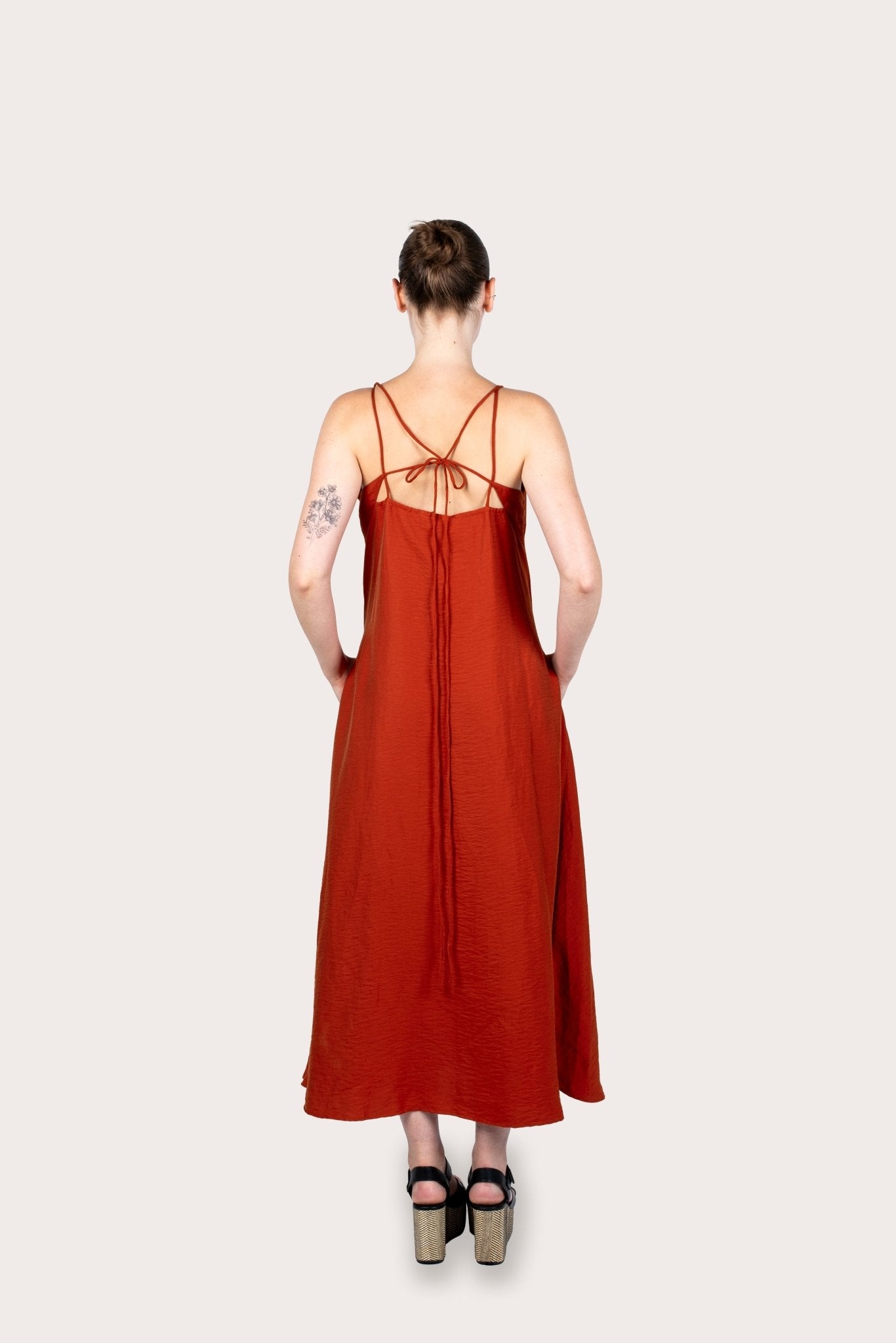 Robe Lucie - Vegan America