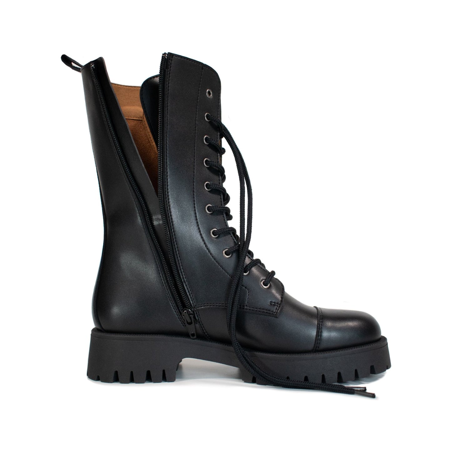 Track Sole 10 Eye Boots