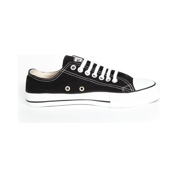 Low Cut Sneakers, Black & White