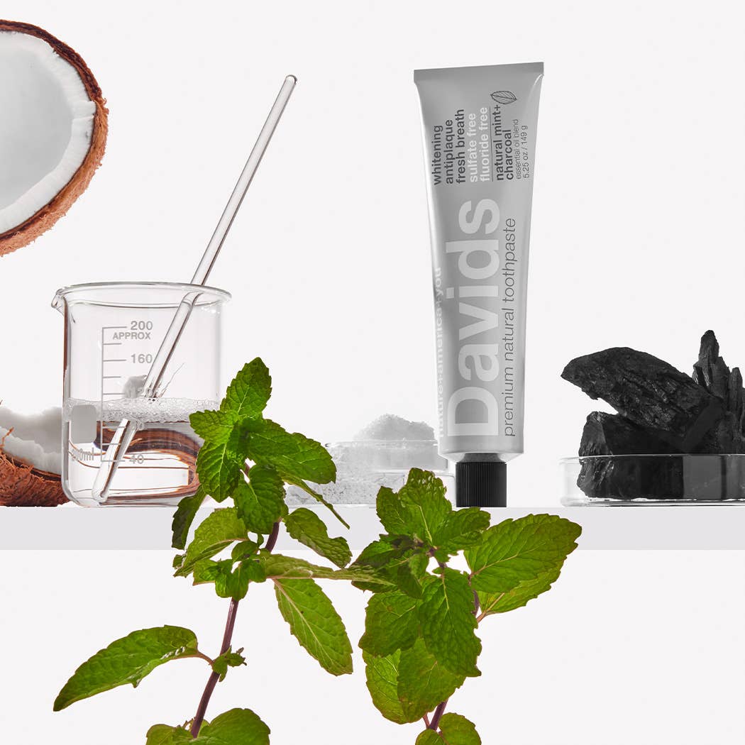 Davids Premium Toothpaste - Charcoal+Peppermint - Vegan America