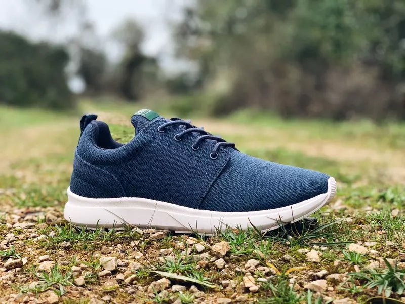 Explorer V2 for Men Navy Blue - Vegan America