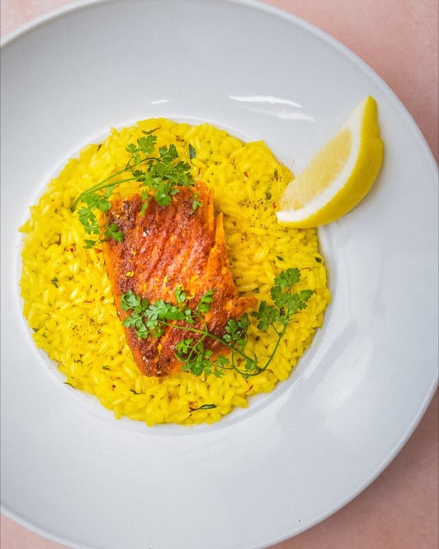 OFFBEAST X OSHI SURF'N'TURF (4x 4oz Oshi Salmon Fillets + 4x 4oz Filet Mignons) - Vegan America