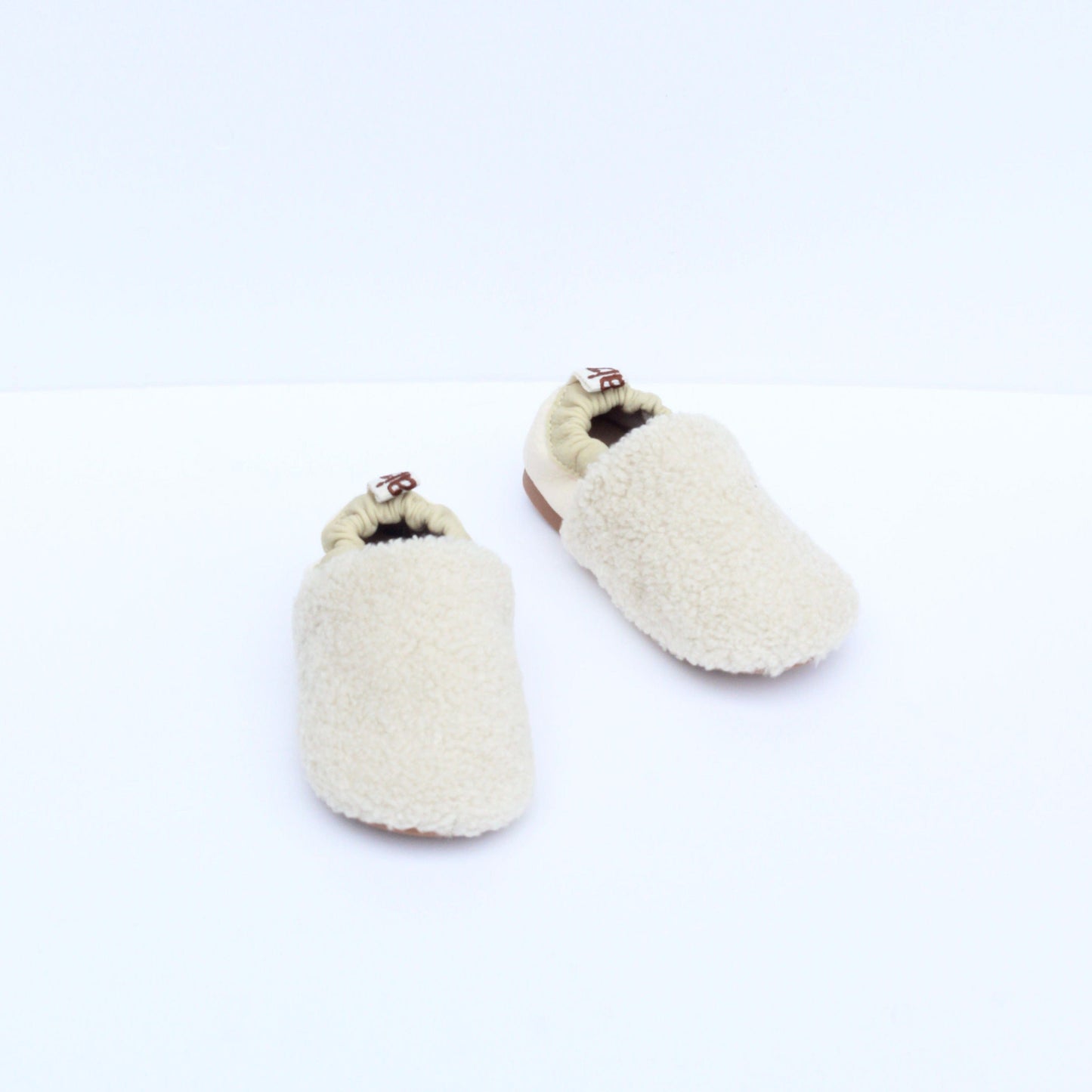 Alma Vegan Leather & Vegan Shearling Kids Slipper Shoe | Cream
