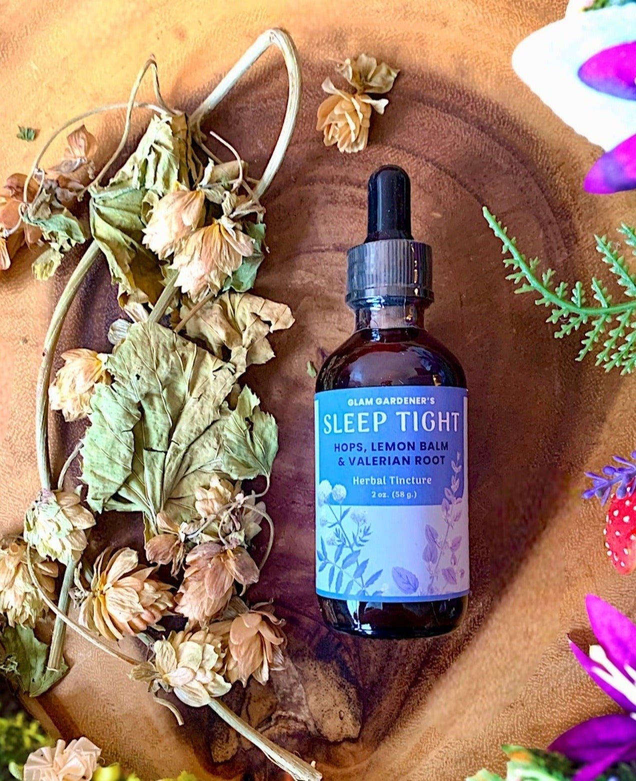 Sleep Tight: Hops, Valerian Root, and Lemon balm Herbal Tincture - Vegan America