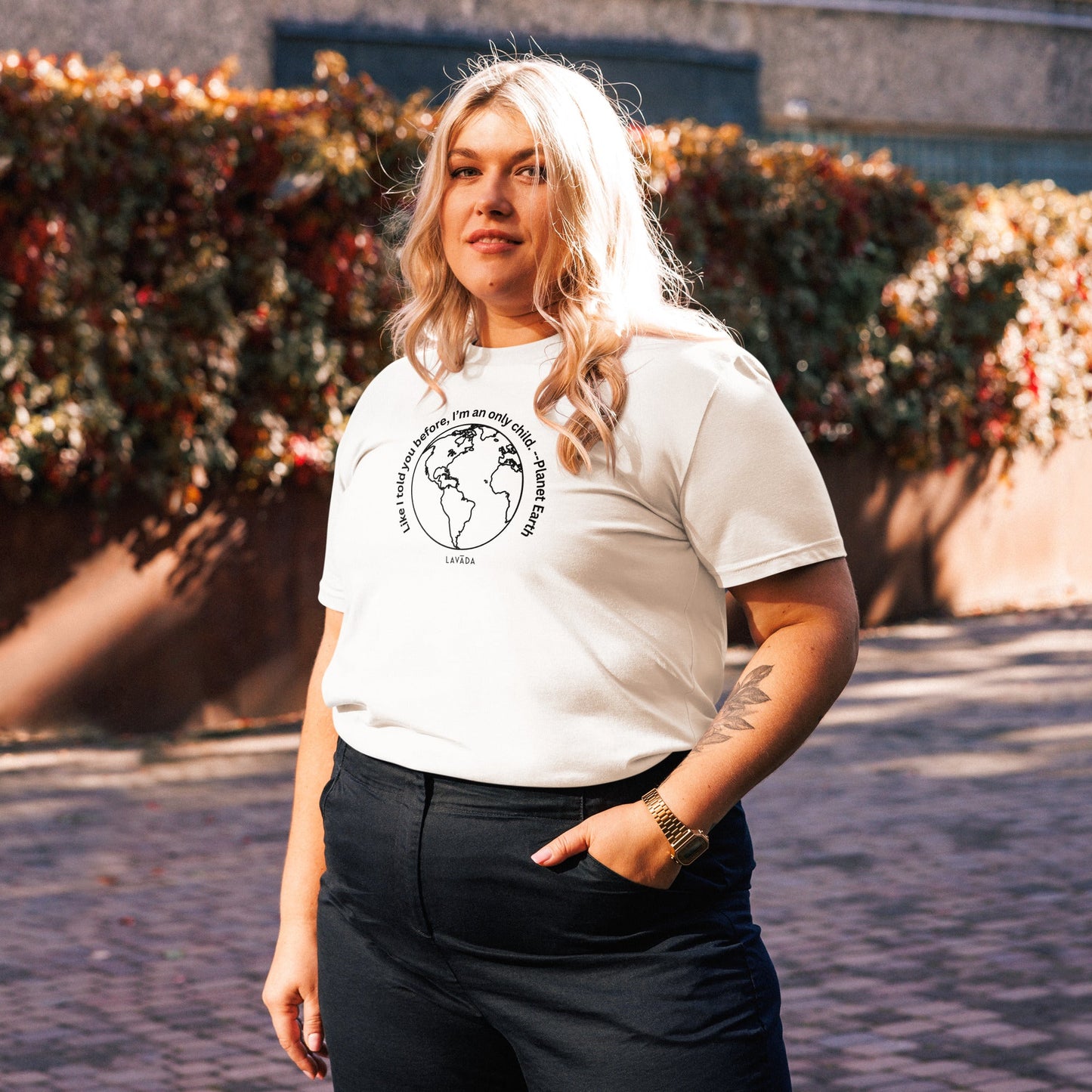 Sustainable T shirt, 100% Organic cotton, 'Planet Earth' Unisex - Vegan America