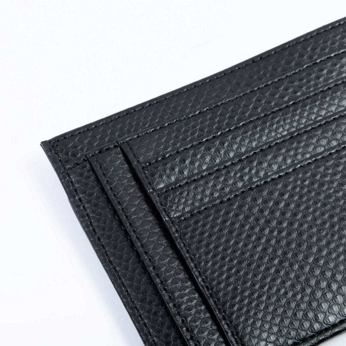 Zipped Uppeal™ Black Lizard Card Holder - Vegan America