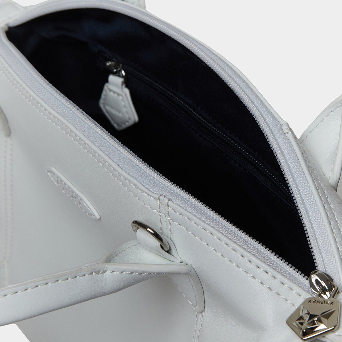 Pretty Full Uppeal™ White Bag - Vegan America