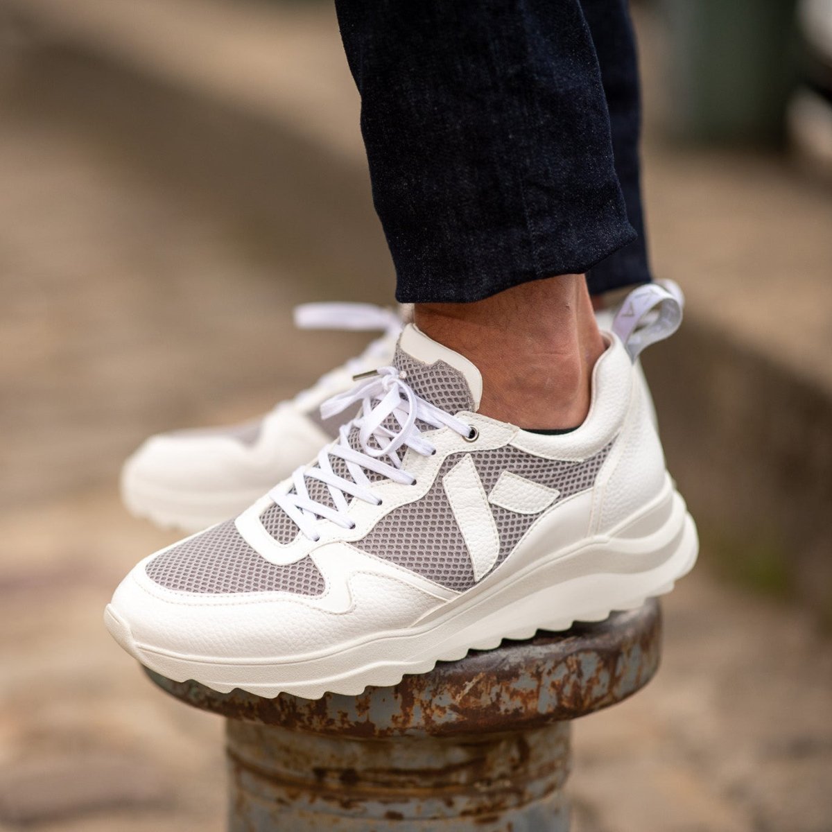 Lewis Running Sneaker – Biosourced & Recycled White - Vegan America