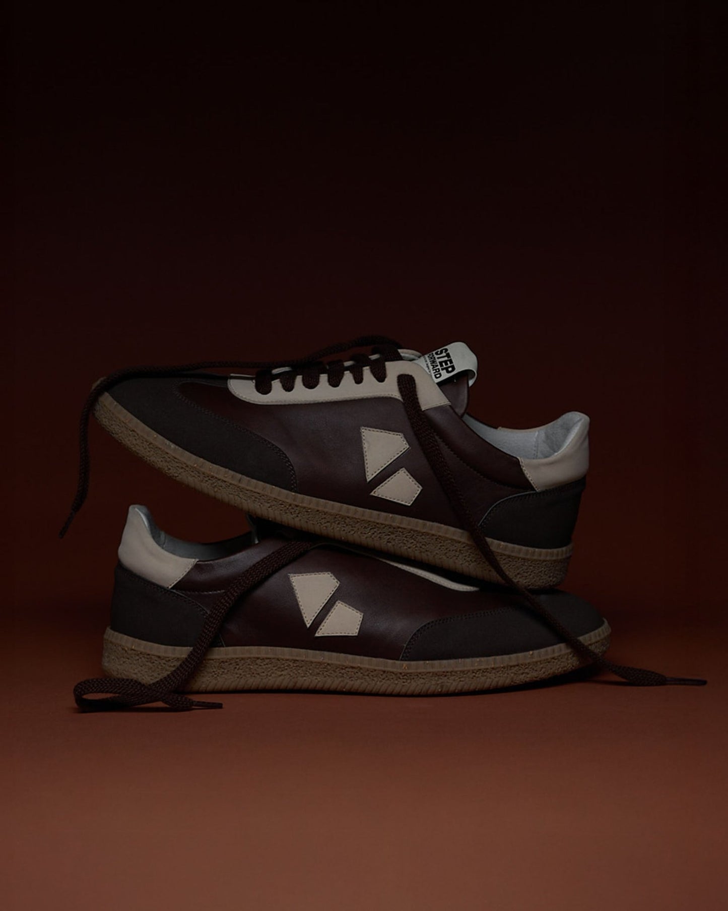 Brava Sneakers Chocolate - Vegan America