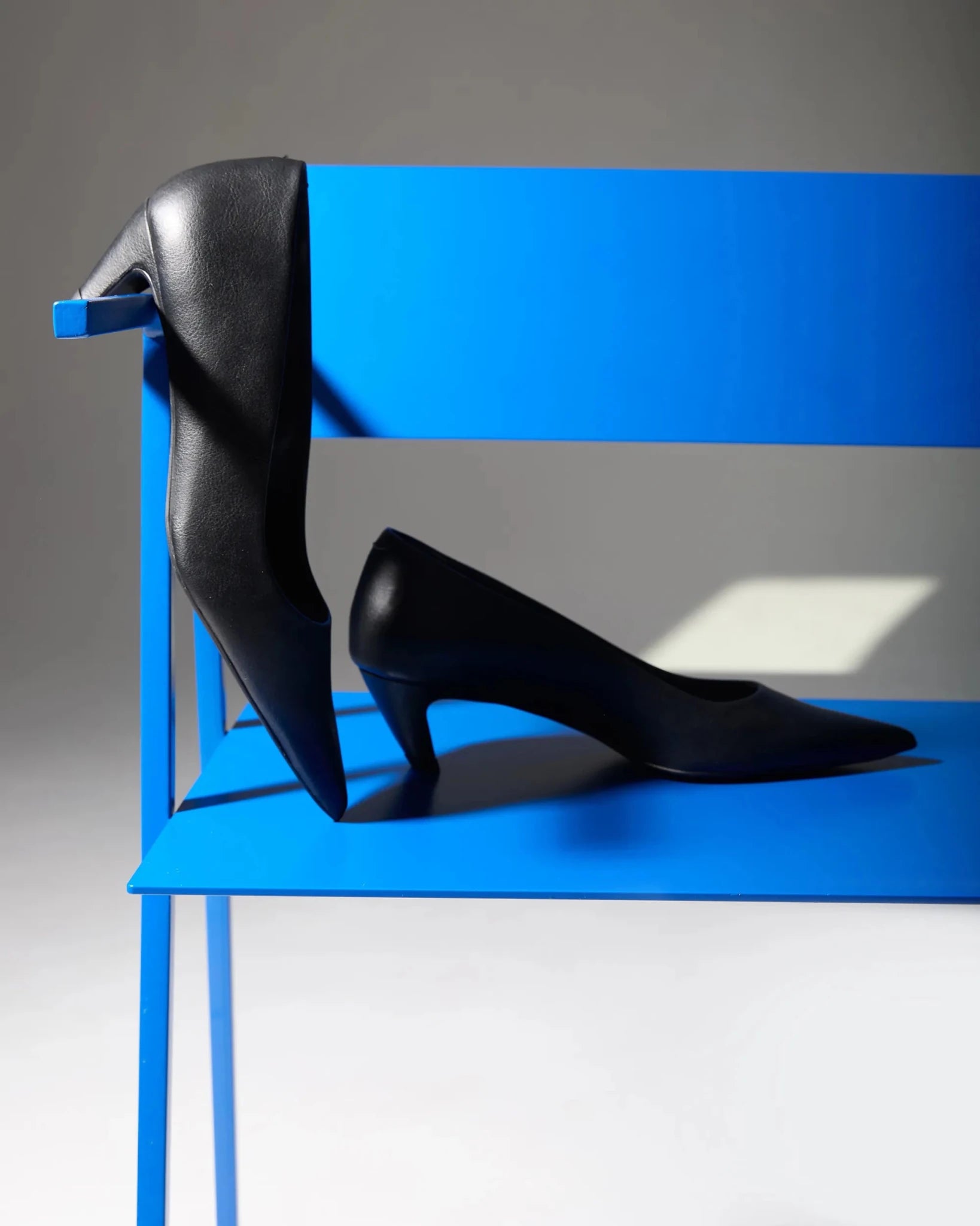 Siren Heels kitten heels style shoes made of grape - based vegan leather - Vegan America