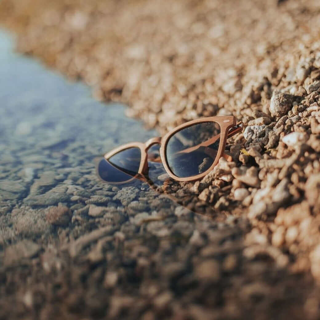 Lark - Unisex Wooden Sunglasses - Vegan America