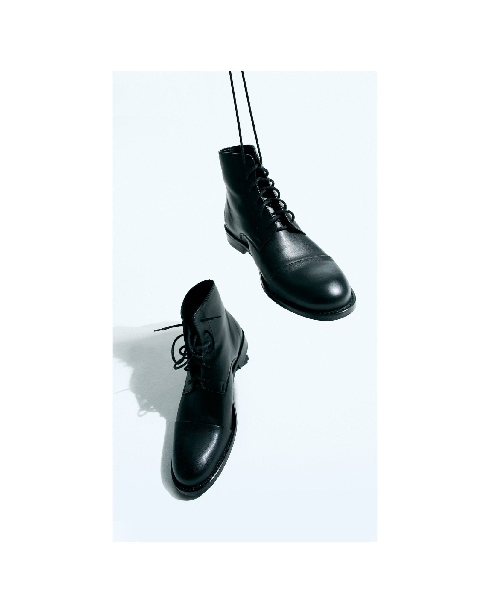 Laced - up Ankle Boots made of vegan corn leather - Vegan America
