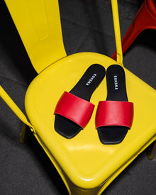 Mellow Slides Red vegan slides made of corn leather - Vegan America