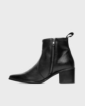 Swan No.1 Black Nopal cactus leather boots - outlet - Vegan America