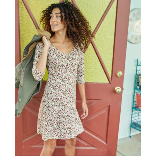 "msg:"Madison is 5’9”, wearing size small