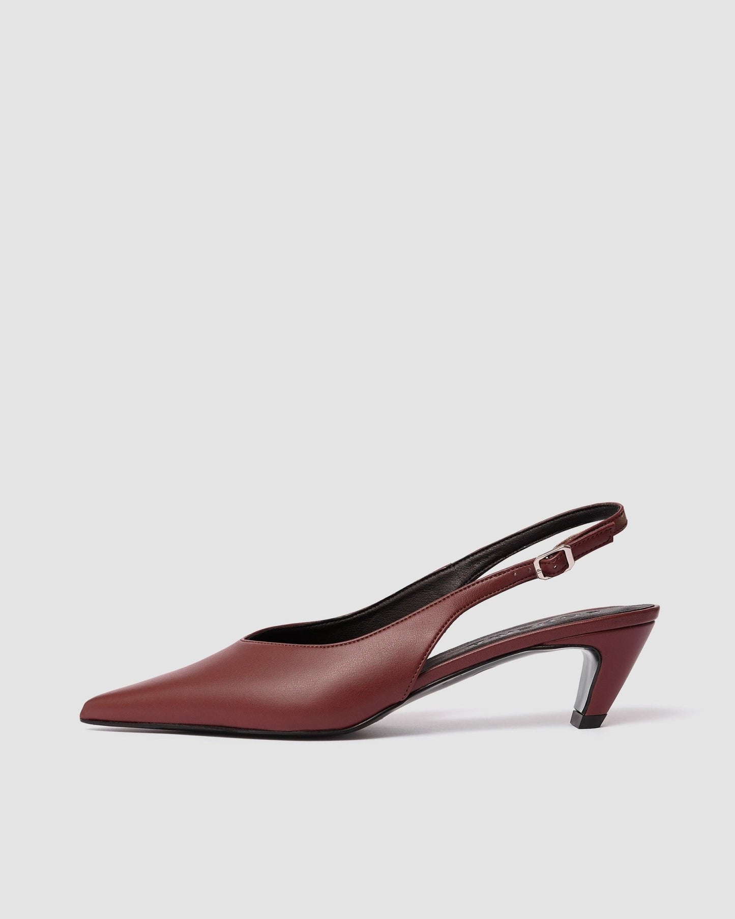 Kitten Heels Burgundy pointy toe pumps - Vegan America