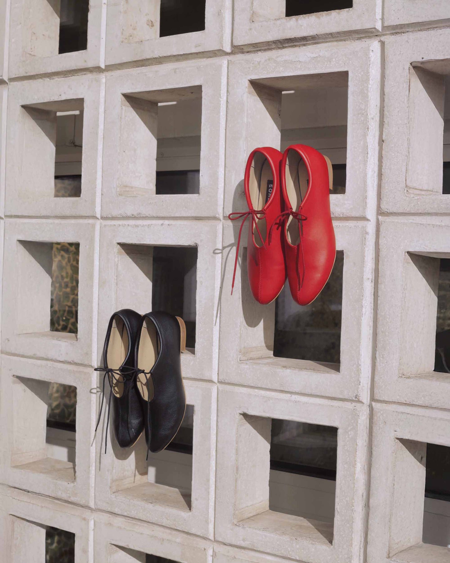 Akira Pumps Black Nopal ballerinas made of cactus leather - Vegan America