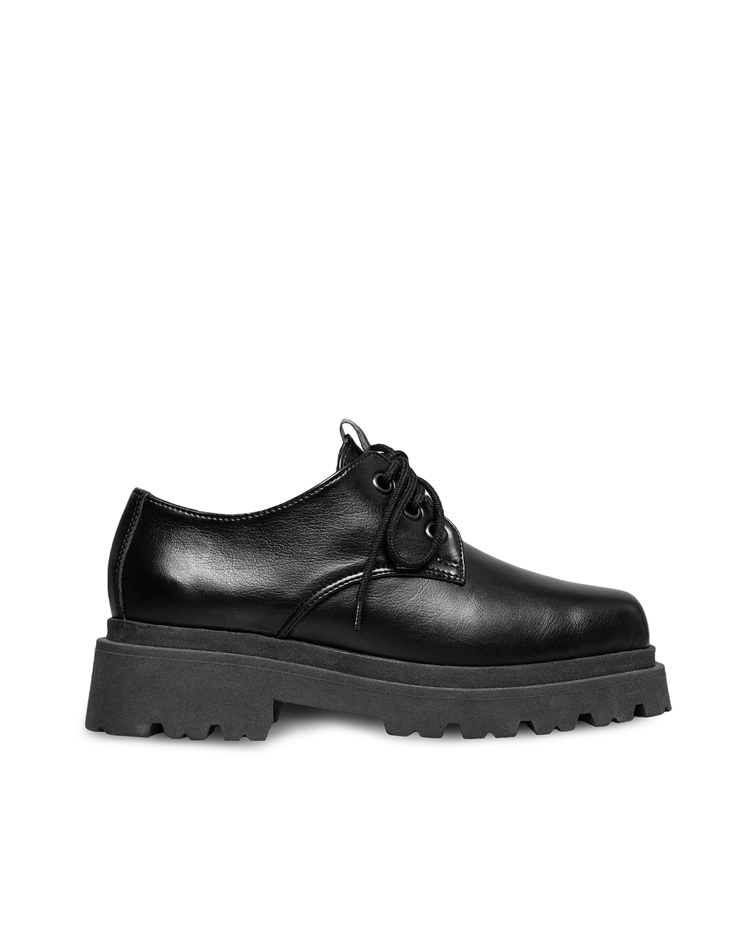 Sienna Squared Derbs Black made of Vegea grape leather - Vegan America