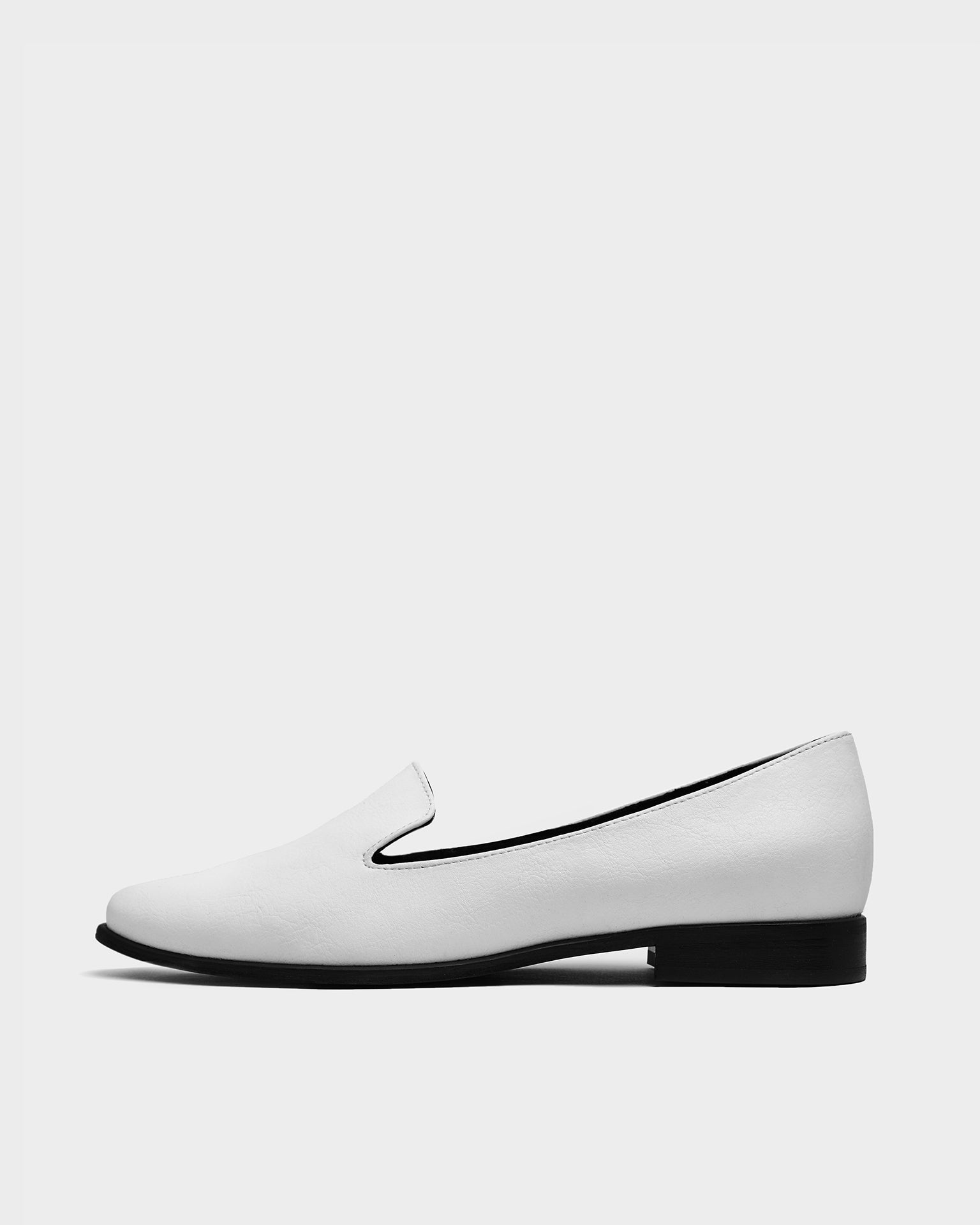Lords White Loafers made of grape leather Vegea - Vegan America