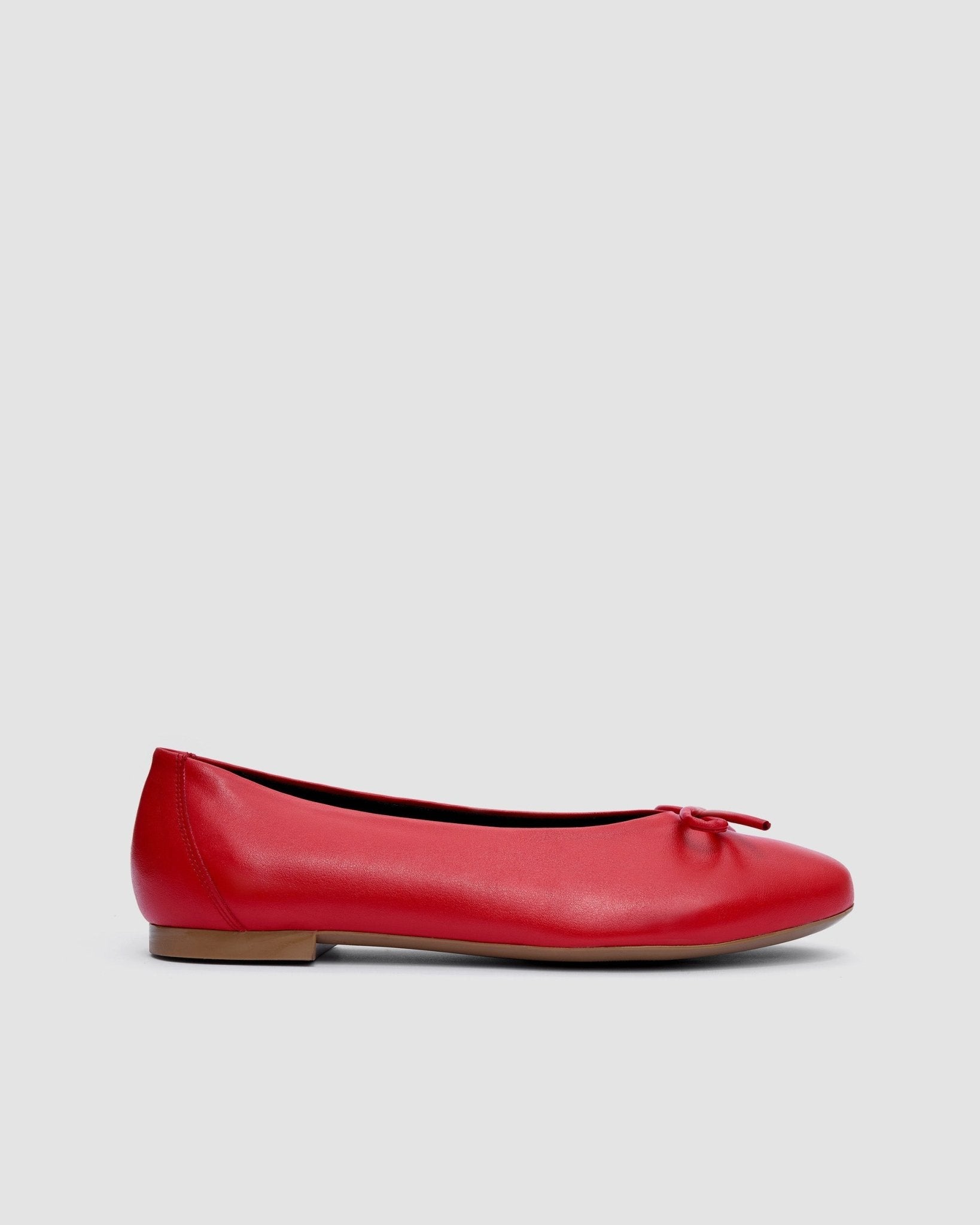 Mossy Pumps Red ballet flats with a bow - Vegan America