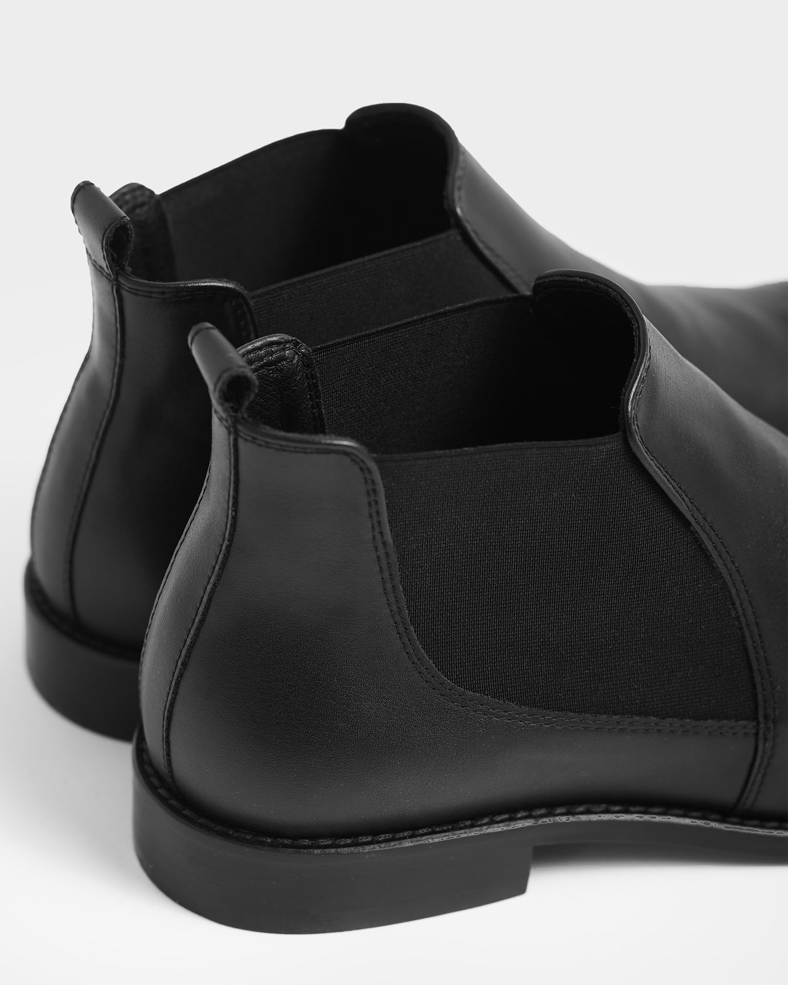 Dean Chelsea Boots made of vegan grape leather - Vegan America