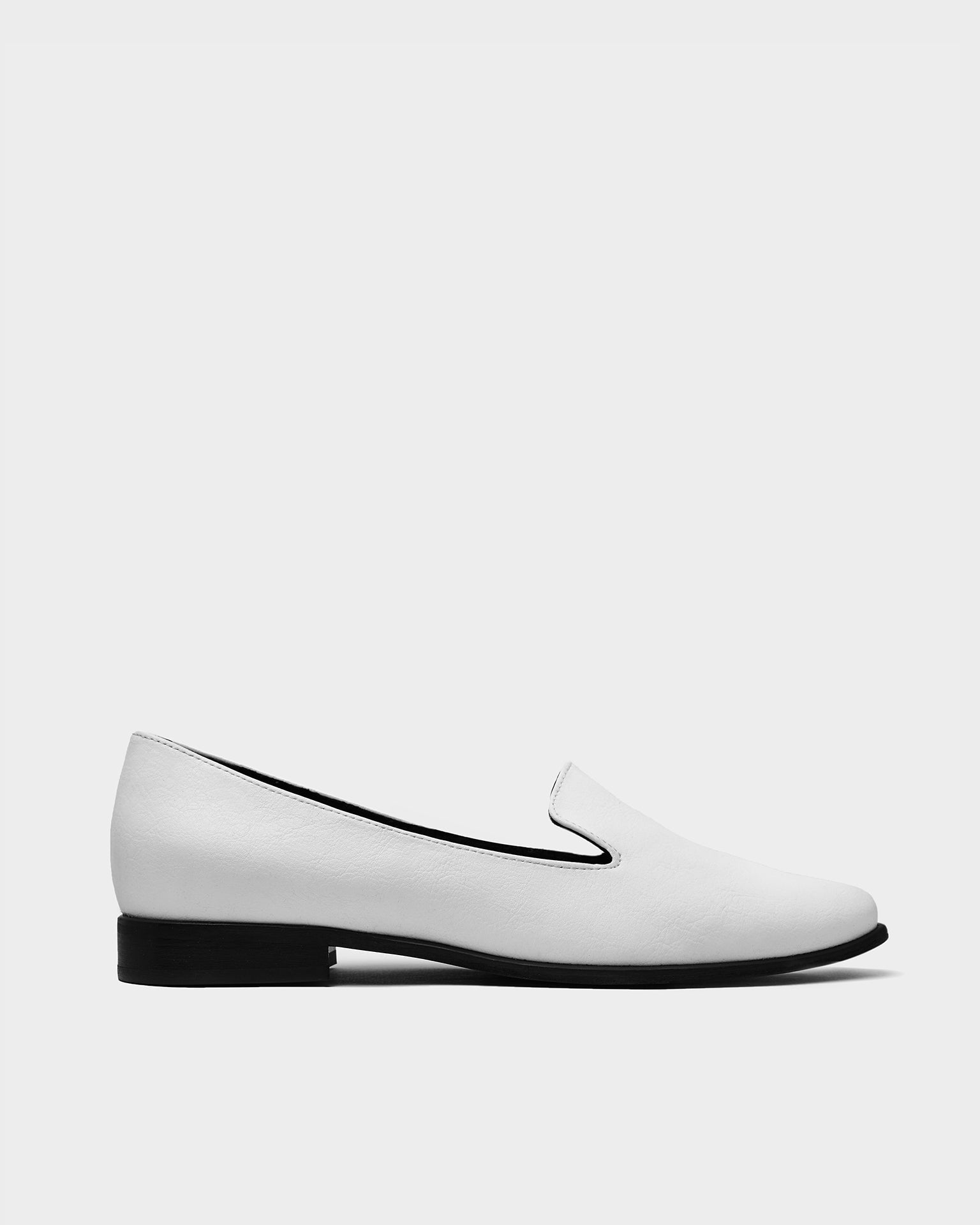 Lords White Loafers made of grape leather Vegea - Vegan America