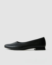 Black Diana Pumps black ballerinas with a square-cut shape - Vegan America