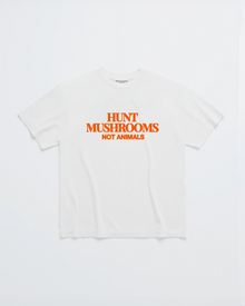 HUNT MUSHROOMS TEE