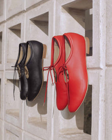 Akira Pumps Black Nopal ballerinas made of cactus leather - Vegan America