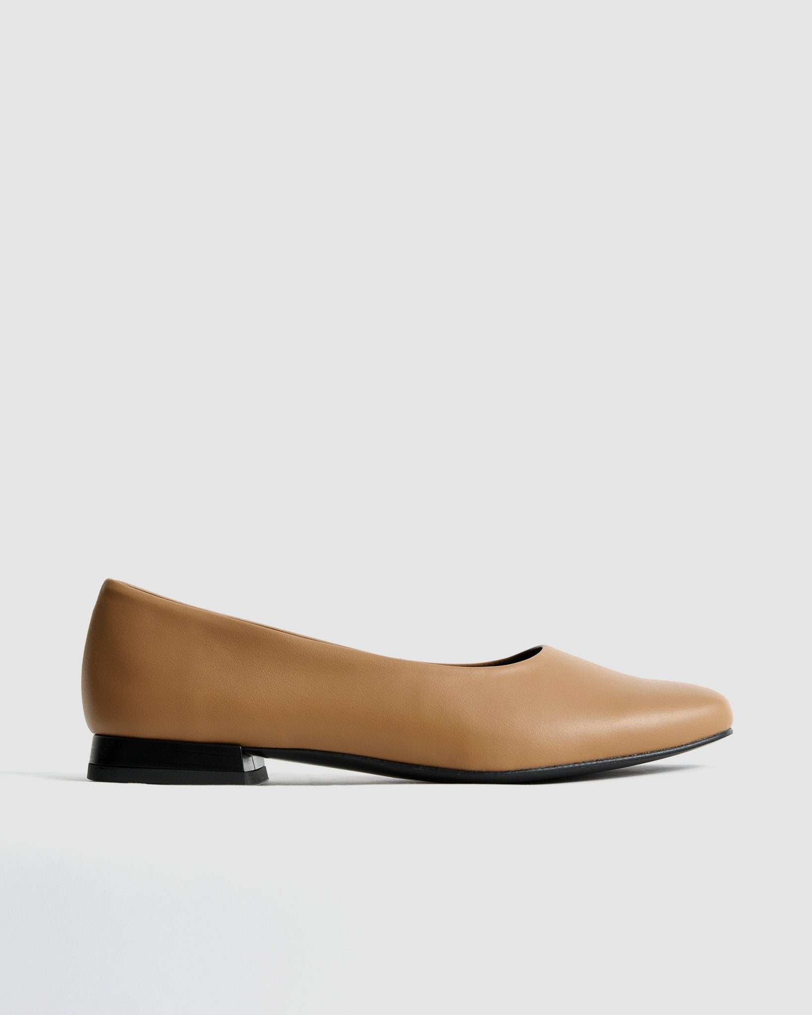 Carmel Diana Pumps beige ballerinas with a square - cut shape - Vegan America