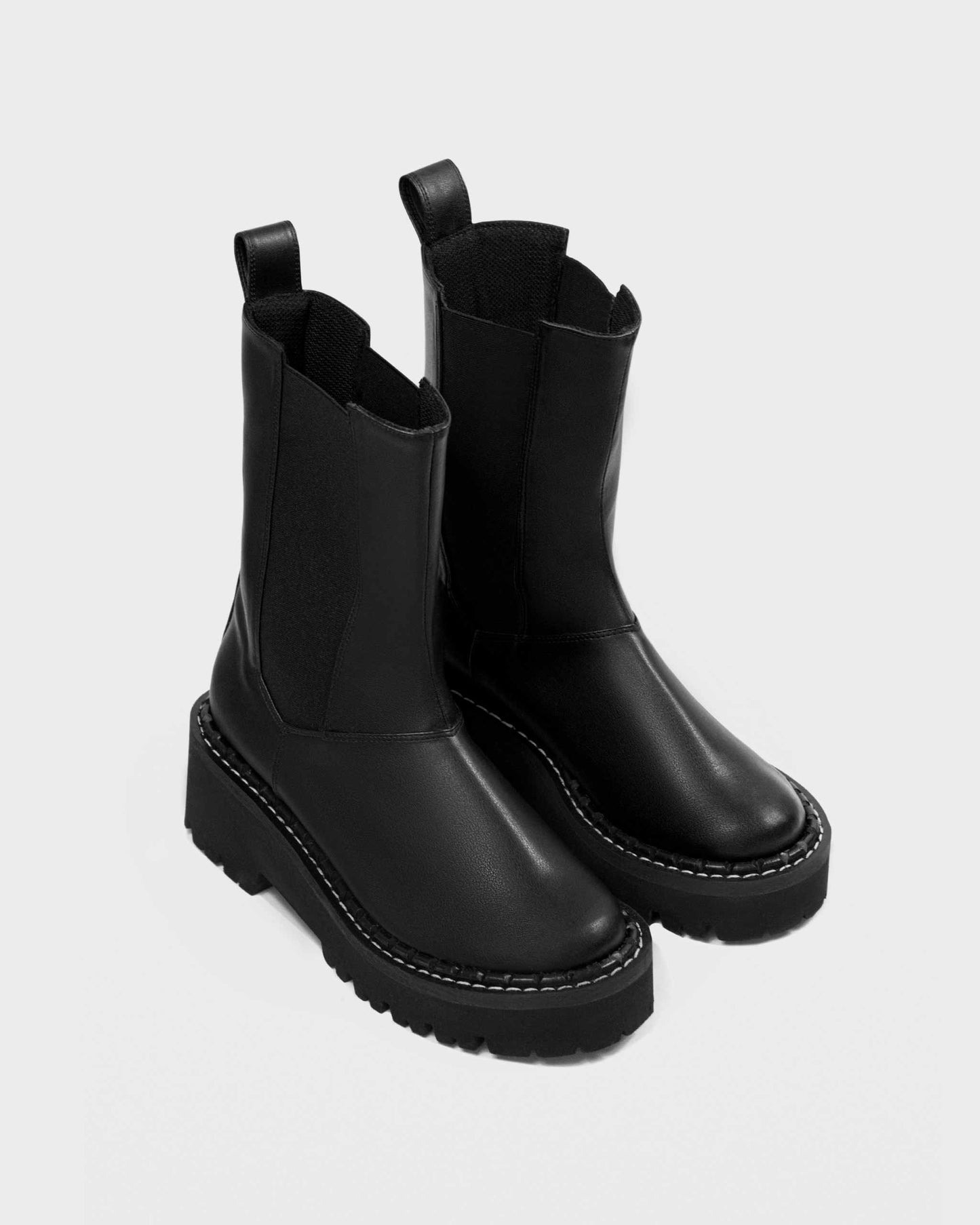 Chelsea Riot Vegea leather boots - Vegan America