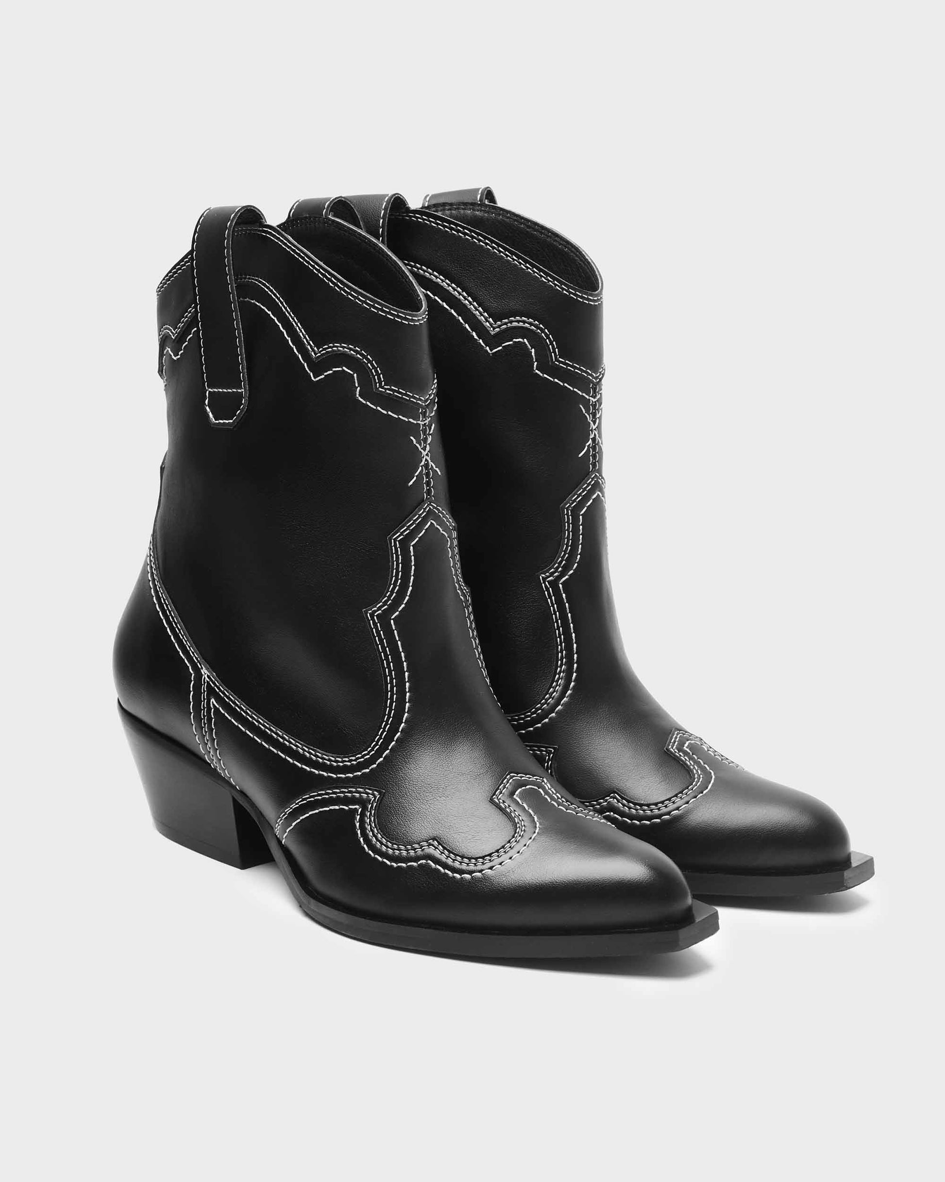 Stitchy cowboy boots black - Vegan America